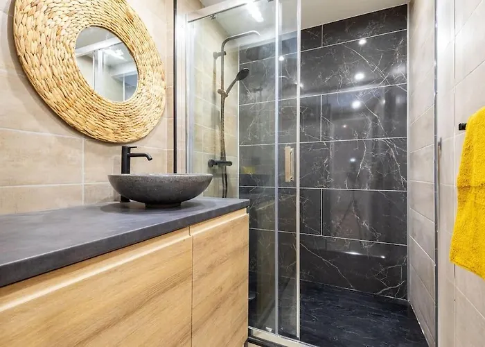 Eclats D'azur, Duplex De Charme, 200 M *